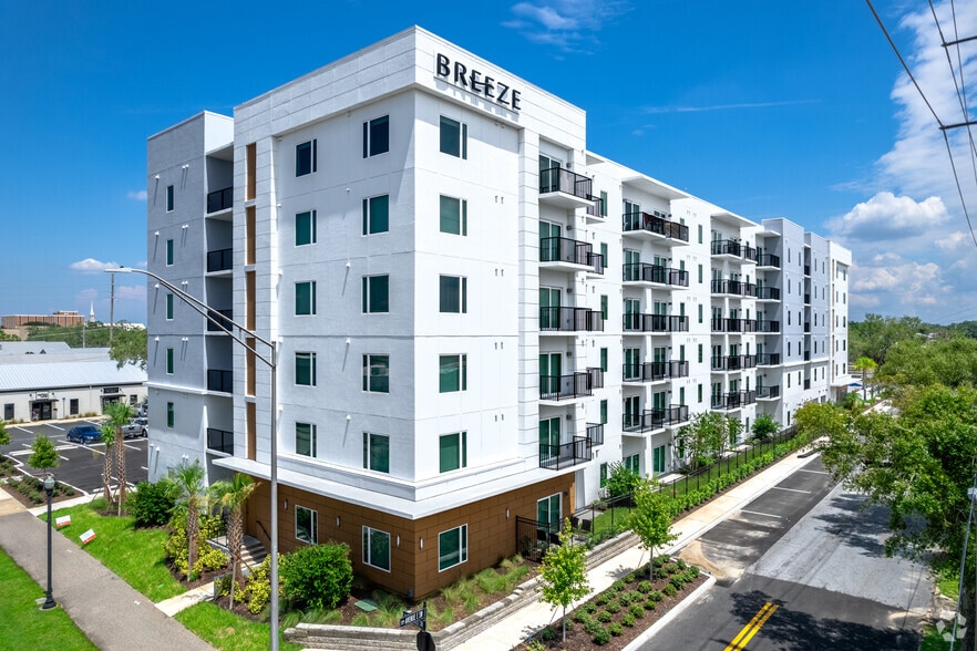 Primary - The Breeze