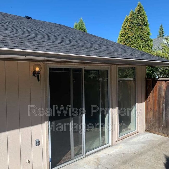 Building Photo - 1467 Cameo Ct