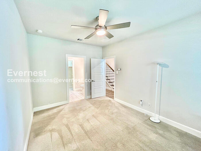 Building Photo - 4227 Boyer Pl