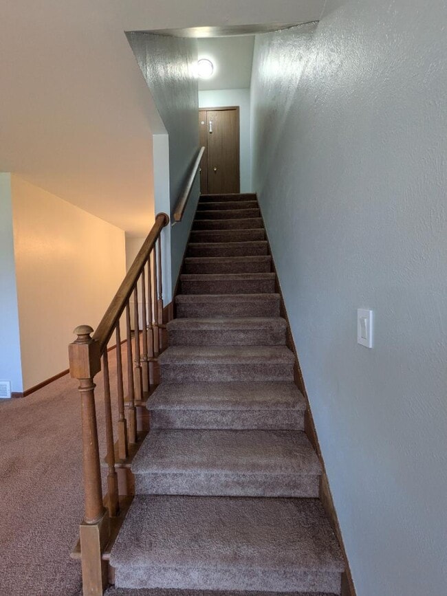 Building Photo - 4216 Foxfire Ct