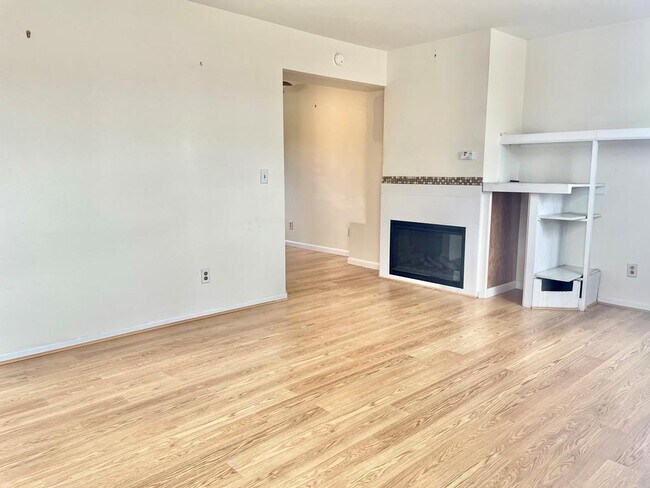 Building Photo - 7141 Margarets Ln