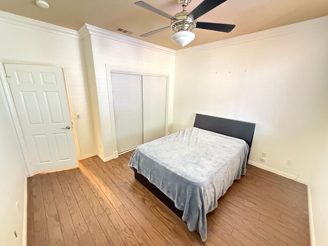 Building Photo - COMING SOON! 3-Bedroom Single-Story Home w...