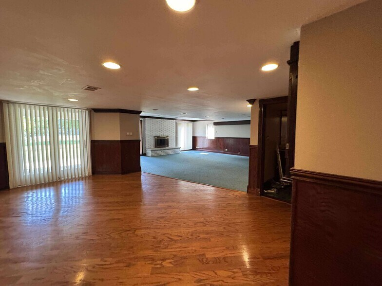 Building Photo - 4871 Boulder Ln