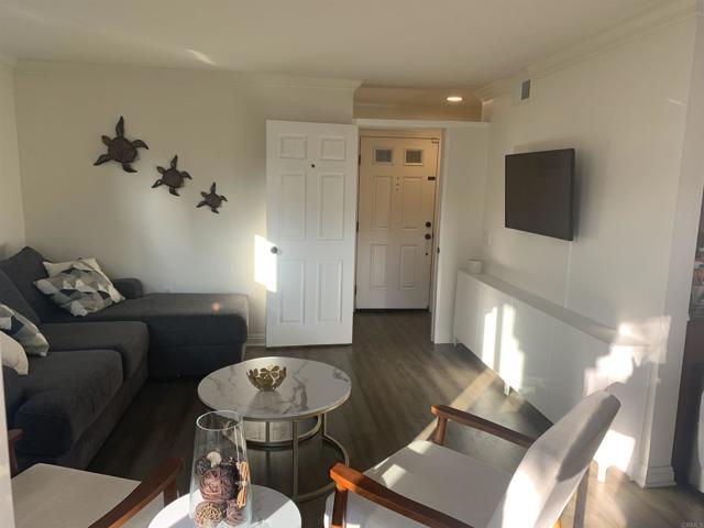 Building Photo - 201 Sea Cliff Way