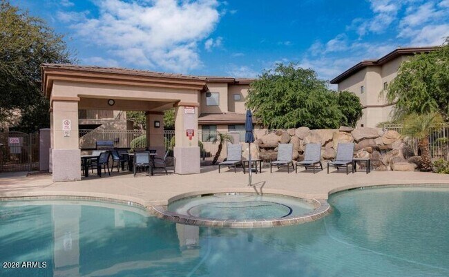 Building Photo - 3330 S Gilbert Rd