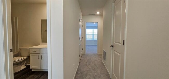 Building Photo - 323 Winton Wy