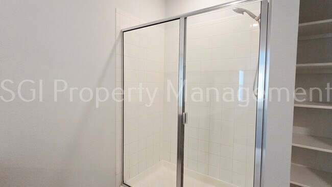 Building Photo - 1212 Bronze Ln