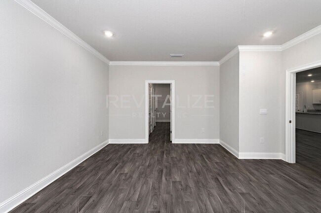 Building Photo - 14531 Dayton Cir