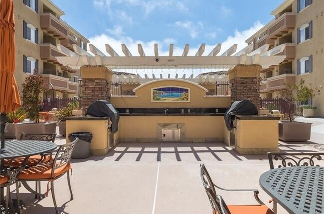 Building Photo - 21345 Hawthorne Blvd