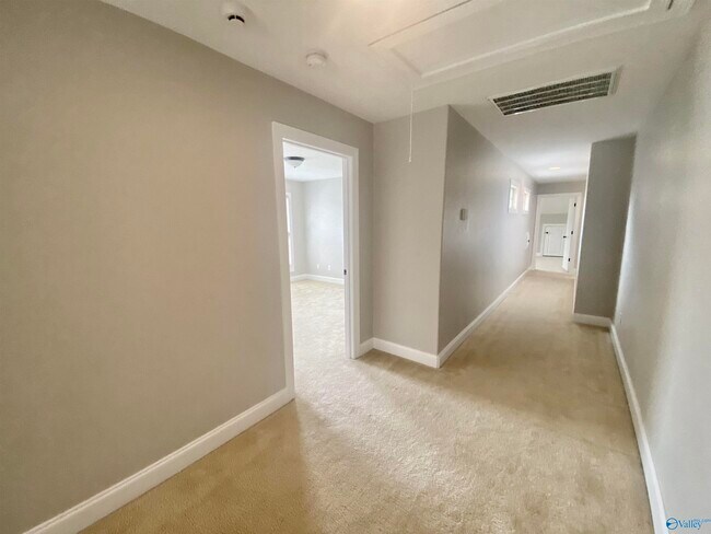 Building Photo - 108 Morning Vista Dr