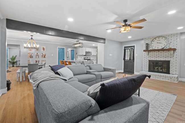 Building Photo - 7109 Sequoyah Ln