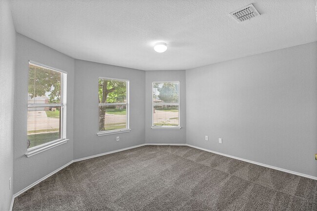 Building Photo - GORGEOUS 3bed, 2 bath in McKinney!!