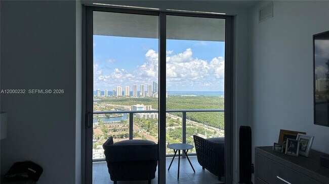 Building Photo - 16385 Biscayne Blvd