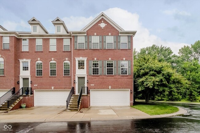 Primary Photo - 755 Ivy Ln