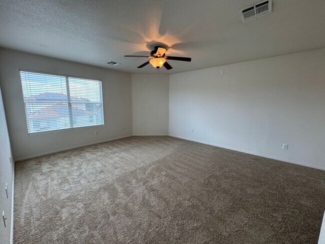 Building Photo - 4-Bedroom House for Rent in Killeen