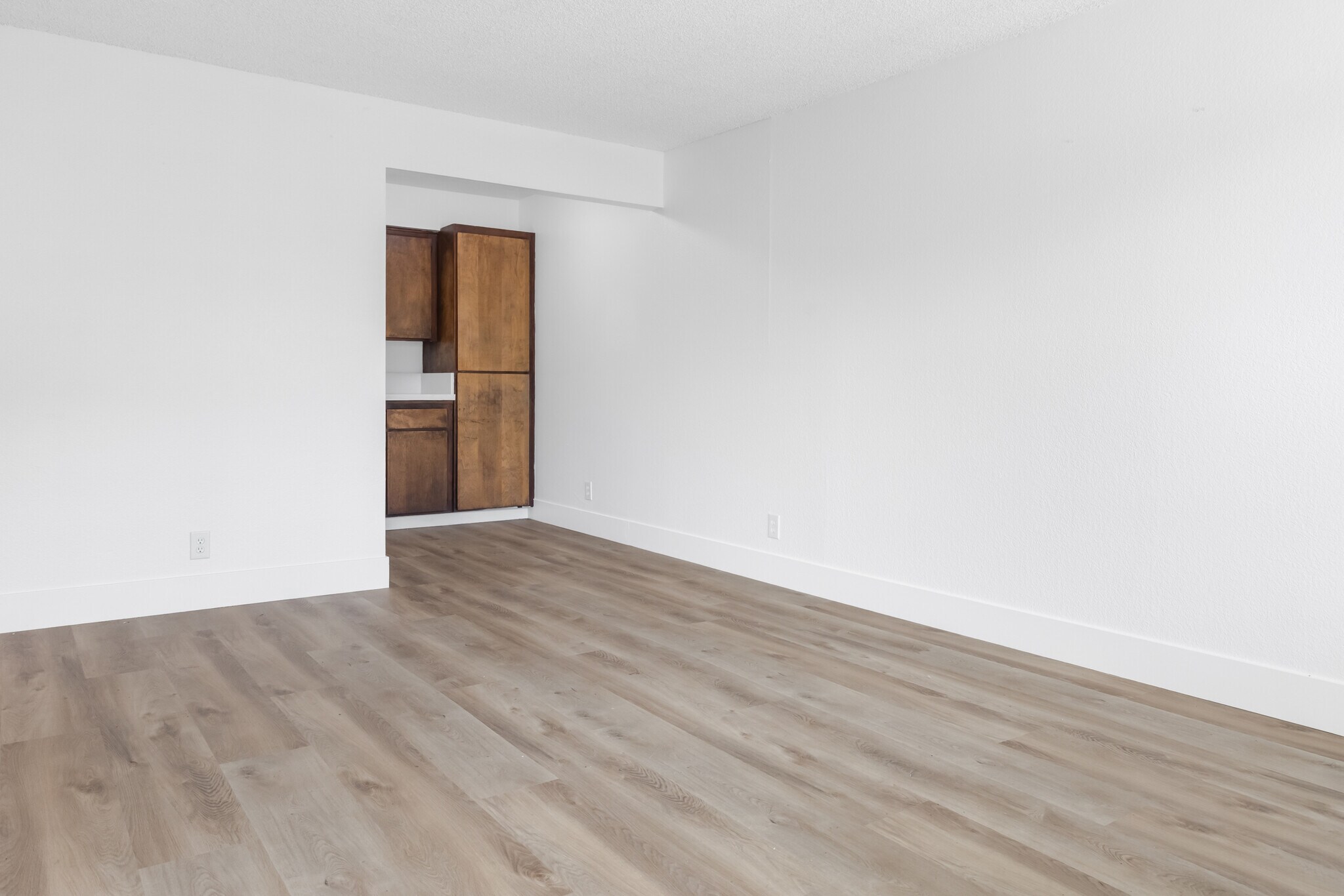 Building Photo - 3112 Denver Ave