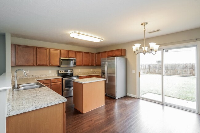 Building Photo - 171 Sophie Dr