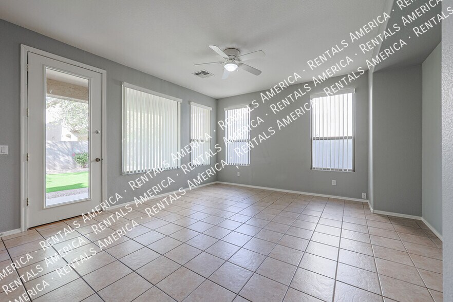 Building Photo - 3672 E Sundance Ave