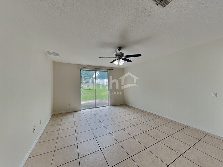 Building Photo - 152 Prairie Falcon Dr
