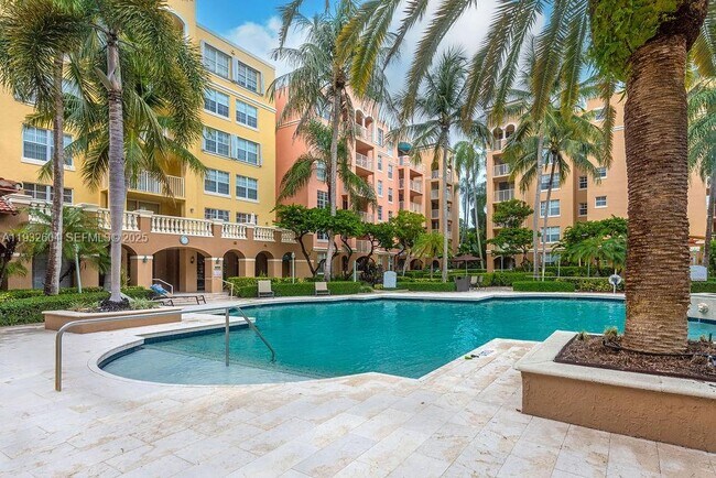 Building Photo - 19999 E Country Club Dr