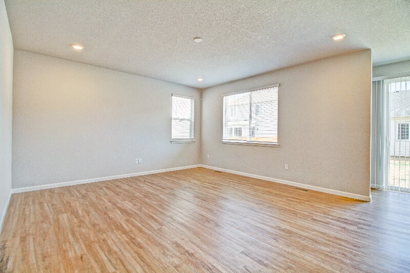 Building Photo - 1444 Brookfield Pl