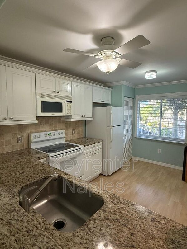 Building Photo - 3041 Sandpiper Bay Cir