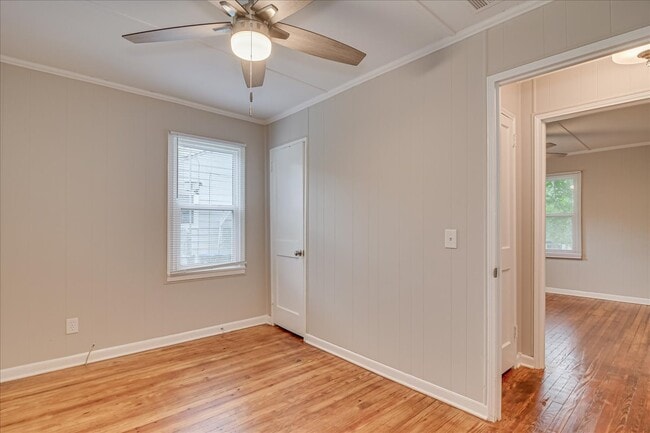 Building Photo - 531 Tubman St