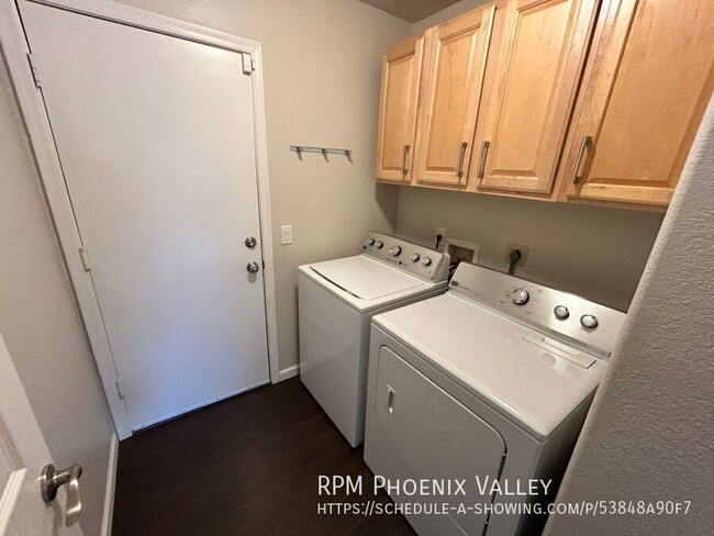 Building Photo - 3711 W Firehawk Dr