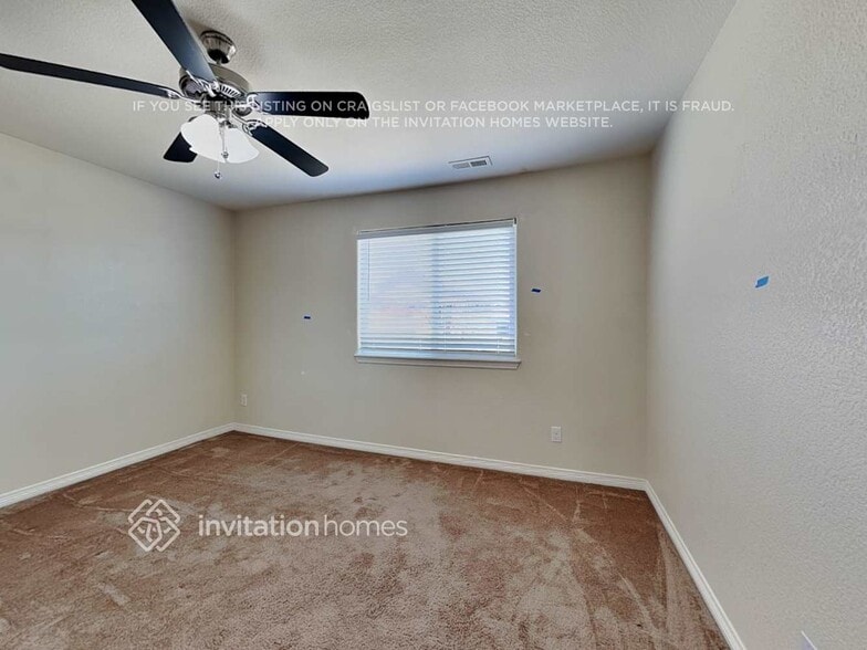 Building Photo - 9242 Waters Edge Dr