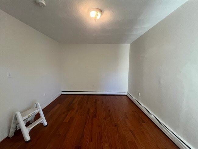 Building Photo - 6 Skehan St