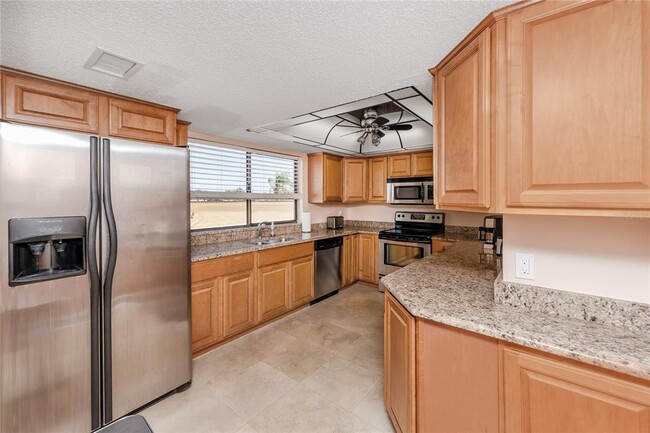 Building Photo - 736 Island Way