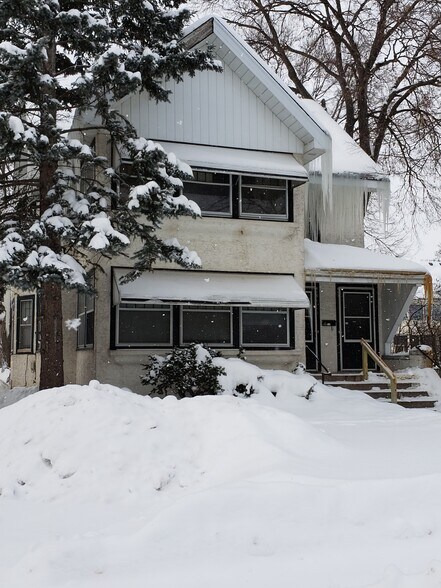 Building Photo - 417 5th Ave SE