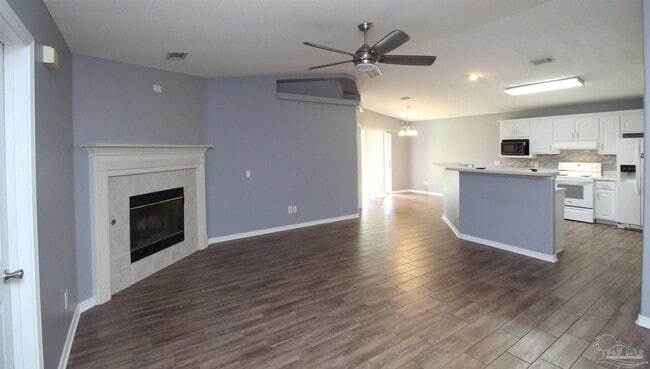 Building Photo - 1118 Calinda Dr