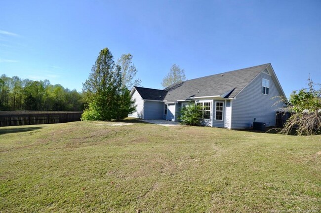 Building Photo - 361 Americana Dr