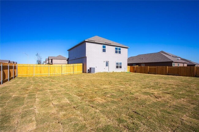 Building Photo - 14201 Prairie Sod Ln