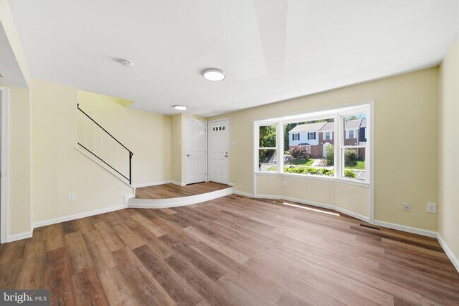 Building Photo - 417 Sternwheeler Ct