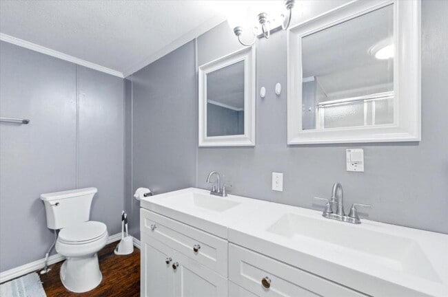 Building Photo - 2828 Sandusky Rd E