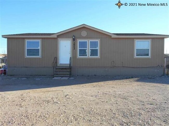 Primary Photo - Fully Furnished Nice 3BR/2BA Home