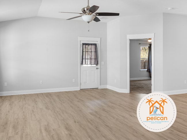 Building Photo - Beautiful Rental Home in Navarre, FL