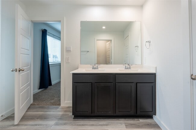 Building Photo - 12327 Brandenburg Gate Rd