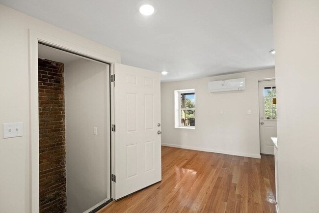 Building Photo - 88 Washington Ave