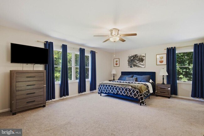 Building Photo - 2641 Dogwood Ln