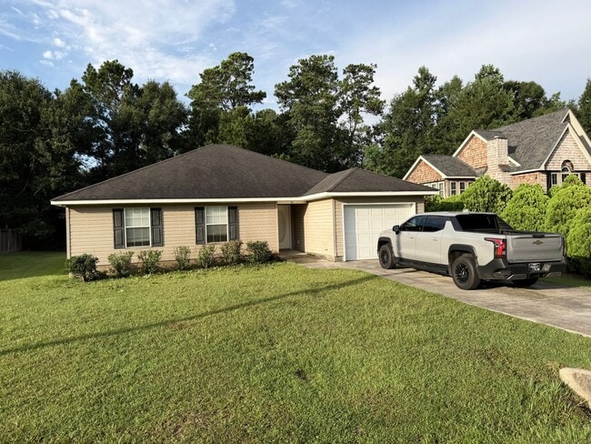 Building Photo - 645 Apelehama Rd