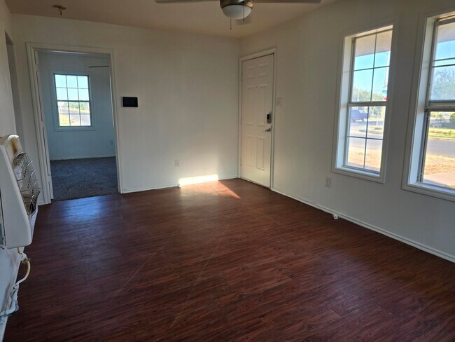 Building Photo - 2904 Baylor St