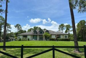 Primary Photo - 17270-17272 72nd Rd N