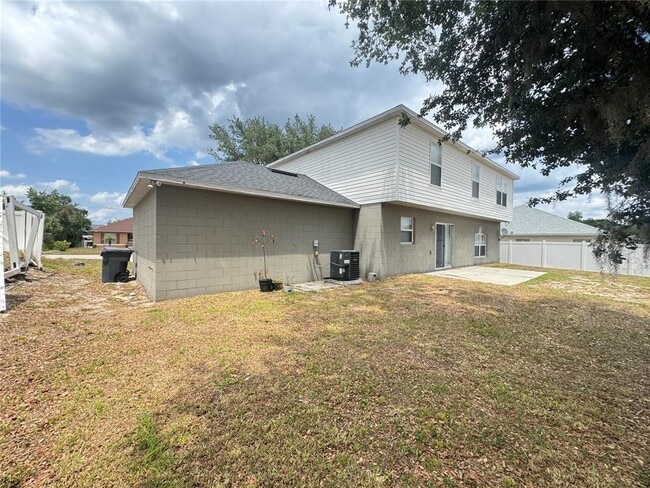 Building Photo - 10 Sawfish Ln