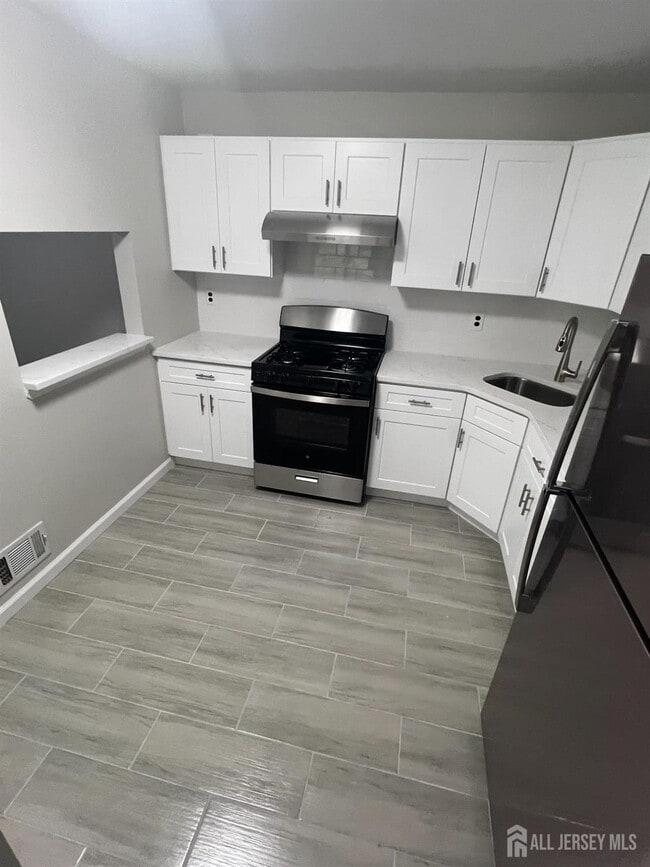 Building Photo - 20 Crabapple Ln