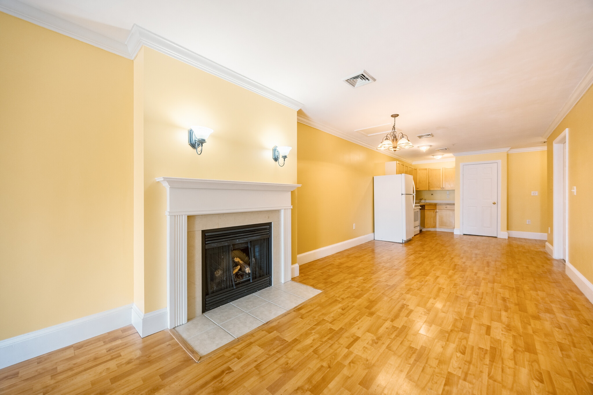 Building Photo - 426 Mount Hope St