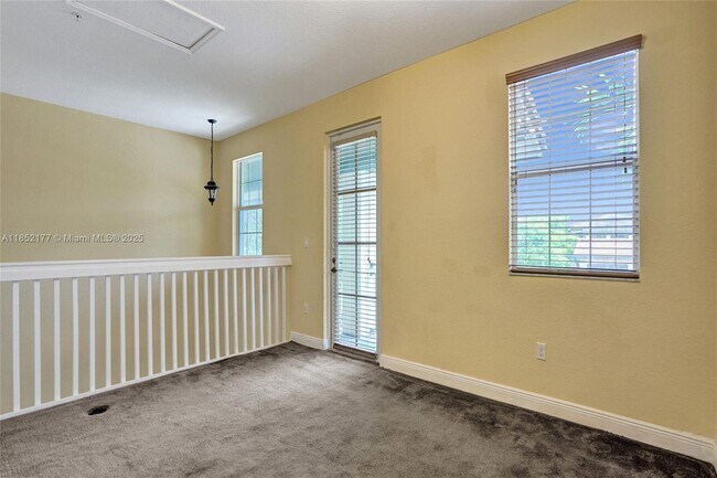 Building Photo - 1401 SW 147th Ter