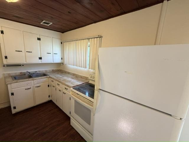 Building Photo - 2133 E Camp N Comfort Ln